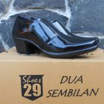 Sepatu Halboot