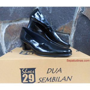 Sepatu PDH Polwan