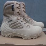 Sepatu Delta 8in