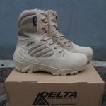 Sepatu Delta 8in