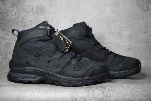 Sepatu Salomon 6in
